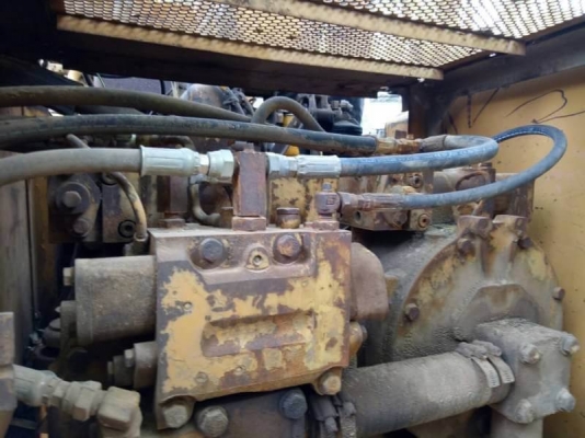 KOMATSU  285,000 บาท PC 200 LC-2. ทำงาน ดี เครื่องดี ปั้มดี  สภาพพร้อมใช้. เอกสารสัญญาซื้อขาย.   รถยุ กาฬสินธุ์ โทร&amp;ไอดีไลน์ 0610710295