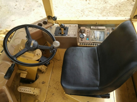 ขาย 735,000 CAT 916 เครื่องดี เกียร์แรง เอวแน่น อินวอยทร์ รถสวยพร้อมใช้ รถอยู่ นครปฐม 090-772-3710 090-772-3708