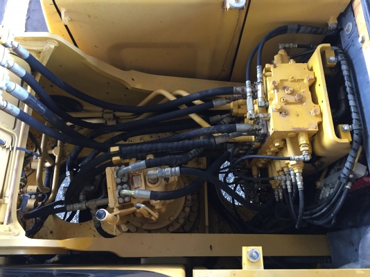 ขาย KOMATSU PC 200-7