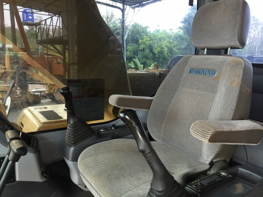 ขาย KOMATSU PC 200-7