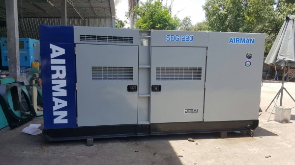 ขายเครื่องปั่นไฟมือสองจากญี่ปุ่น สภาพสวยพร้อมใช้งาน ราคาไม่แรง