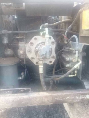 ขาย 585,000 บาท SUMITOMO SH200 เครืองดี โช่หนา เอวแน่น พร้อมใช้ เอกสารเล่มทะเบียน  รถอยู่ จ.อุบลราชธานี. โทร 098-1862844 อ๊อฟ 101 ไอดีไลน์ ja5657