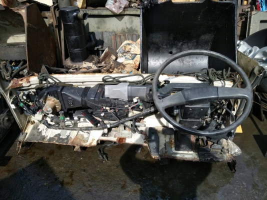 ขายชุดคอนโซล ISUZU ROCKY