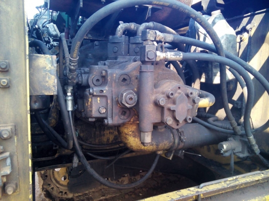 ขาย 650,000 KOMATSU pc 200-6 เครื่อง KOMATSU  ไฟฟ้าครบ เครื่องดี ปั้มแรง เอวขยับนิดๆ ช่วงล่างดี อินวอยทร์ รถอยู่ นครปฐม 090-772-3710 090-772-3708