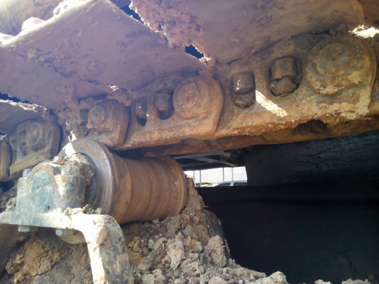 ขาย 650,000 KOMATSU pc 200-6 เครื่อง KOMATSU  ไฟฟ้าครบ เครื่องดี ปั้มแรง เอวขยับนิดๆ ช่วงล่างดี อินวอยทร์ รถอยู่ นครปฐม 090-772-3710 090-772-3708