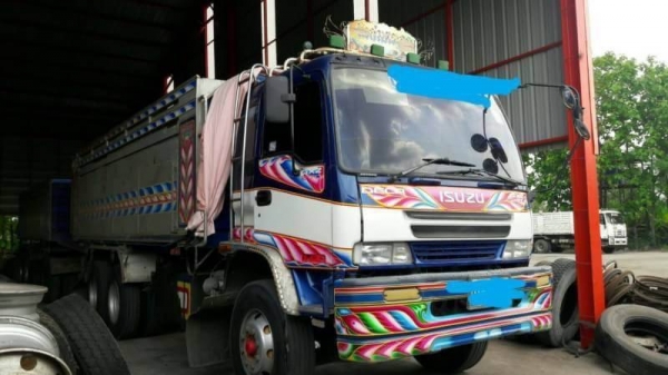 ขาย 1,695,000 ISUZU DECA 270.EURO 2 ปี 47 เครื่องดำ.เดิมเกียร์เดิม.แม่ลูกดั้ม3เพลา หัวบาง ยางดี คัชซ ขาย 1,695,000 ISUZU DECA 270.EURO 2 ปี 47 เครื่องดำ.เดิมเกียร์เดิม.แม่ลูกดั้ม3เพลา หัวบาง ยางดี คัชซ