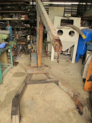 ขายเครนยีราฟตัวใหญ่ยกได้3ตัน