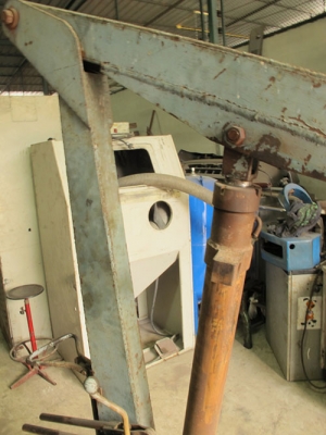 ขายเครนยีราฟตัวใหญ่ยกได้3ตัน