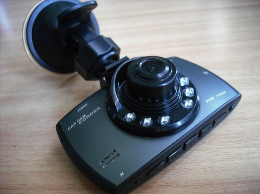 HD DVR Car กล้องวงจรปิดติดรถยนต์ Full HD อินฟราเรด 6 ดวง (สีดำ) HD DVR Car กล้องวงจรปิดติดรถยนต์ Full HD อินฟราเรด 6 ดวง (สีดำ)