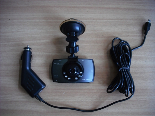 HD DVR Car กล้องวงจรปิดติดรถยนต์ Full HD อินฟราเรด 6 ดวง (สีดำ)