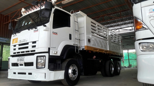 ขายรถสวย มาอีกแล้วครับ ขายครับ ISUZU FXZ 360 ปี57เดี่ยวมีระบบลากพ่วง รถสวยจัดเลขไมล์105,xxx ครับ การันตีงามสดขั้นเทพครับ ขายรถสวย มาอีกแล้วครับ ขายครับ ISUZU FXZ 360 ปี57เดี่ยวมีระบบลากพ่วง รถสวยจัดเลขไมล์105,xxx ครับ การันตีงามสดขั้นเทพครับ