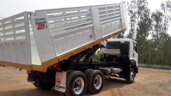 ขายรถสวย มาอีกแล้วครับ ขายครับ ISUZU FXZ 360 ปี57เดี่ยวมีระบบลากพ่วง รถสวยจัดเลขไมล์105,xxx ครับ การันตีงามสดขั้นเทพครับ