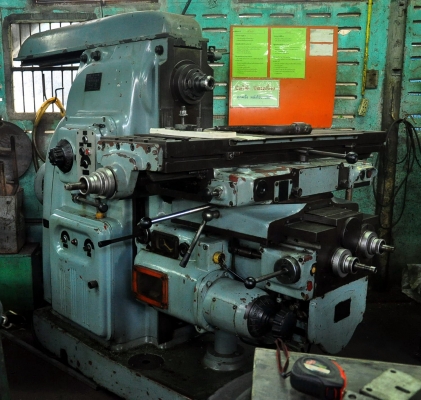 ขายเครื่องมิลลิ่ง ขายเครื่องมิลลิ่ง