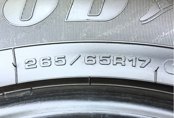 ยาง Goodyear 265 65 17 กลางปี16 ดอกเต็ม ใช้ยาว ราคาไม่แพง