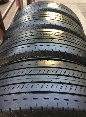 ยาง Bridgestone 205 70 15 กลางปี16 ดอกเต็ม ไม่มีปะ ราคาไม่แพง