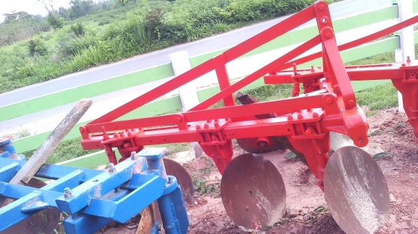 ขายรถไถ