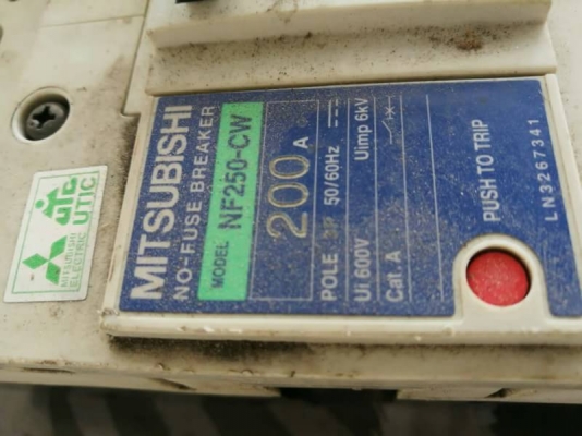 คู่นี้ 1400 บ. กทม.ส่งฟรี083-2000058 LINE ID: line83293 เบรกเกอร์ mitsubishi ขนาด 200 A. ตัวใหญ่ ไม่มีแตกหักใช้งานได้เลย