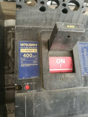 1200 บ.ส่งฟรี083-2000058 LINE ID: line83293 เบรกเกอร์ mitsubishi ขนาด 400 A. ตัวใหญ่ ไม่มีแตกหักพร้อมใช้งานได้เลย