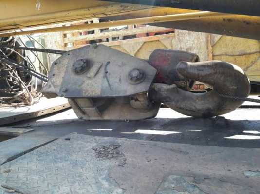 ขาย 2,550,000 รถเครน KATO 45 ton เครื่องดี ปั้มแรง รถพร้อมใช้ รถอยู่ สมุทปราการ 090-772-3710 090-772-3708