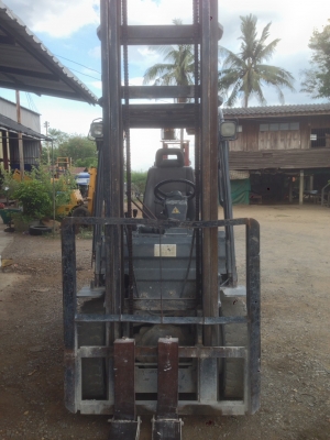 โฟล์คลิฟท์ toyota รุ่น8 ยก2.5ตัน สุง4.5เมตร โฟล์คลิฟท์ toyota รุ่น8 ยก2.5ตัน สุง4.5เมตร