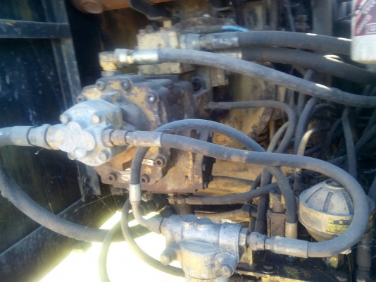 CAT E120B สภาพพร้อมใช้งานสนใจติดต่อ 092-269-8744