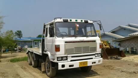 KOMATSU PC100-5 + เทรเลอร์ 2เพลา