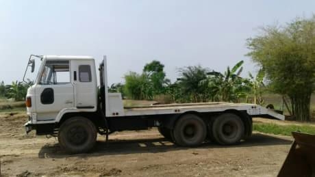 KOMATSU PC100-5 + เทรเลอร์ 2เพลา