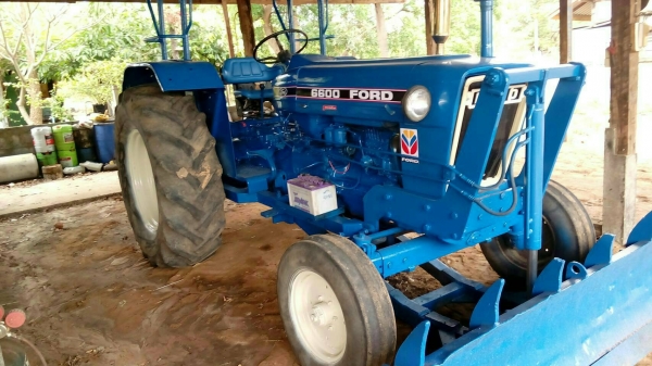 ขายรถไถFORD อุปกรณ์ ดันหน้า ผานหลัง สภาพพร้อมใช้งาน เอกสารเล่มทะเบียน ราคา260,000 สนใจโทร 090-8588220คุณนะ 093-3258446คุณบิว เว็บไซต์ส่วนตัว www.narong2truck.com www.truck.in.th/498 ID: narong498 ID: 09332584461 เพจ Facebook ณรงค์ ซื้อขายรถมือสอง กลุ่ม Fa