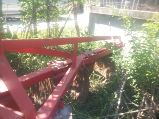 ขายตามสภาพผาล4 LCS ใบเหลีอ21 นิ้ว ขายตามสภาพผาล4 LCS ใบเหลีอ21 นิ้ว