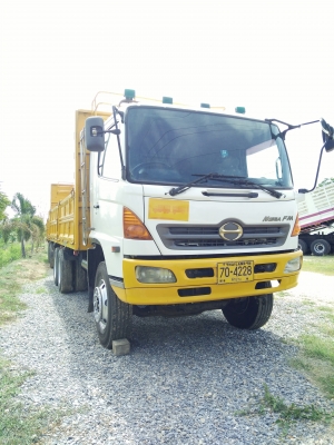 ขาย HINO MEGA FM2P 320 แรงม้า ปี 51 แม่ลูกสามเพลา เครื่องดี เกียร์ดี ช่วงล่างดี สภาพสวยพร้อมใช้งาน พร้อมแยกขายแม่ลูก เอกสารพร้อมโอน สนใจติดต่อ 083-9628875 082-1698998