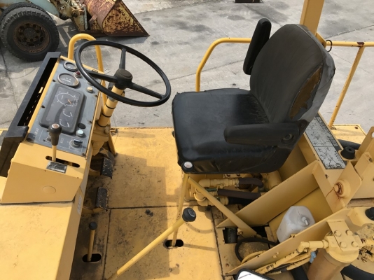 รถบด Sakai รุ่น T2 รุ่นใหม่ เครื่อง Isuzu 6BG1 ใช้งาน 2 พันกว่าชั่วโมงจากญี่ปุ่น รถบด Sakai รุ่น T2 รุ่นใหม่ เครื่อง Isuzu 6BG1 ใช้งาน 2 พันกว่าชั่วโมงจากญี่ปุ่น