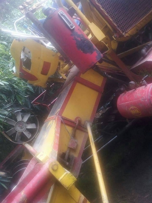 รถเกียว อู่ สาม มิตรยนต์  เครื่อง  JO 8 C  ปั้ม 23//12 ราคา เบาฯฯ  600000  ต่อลองหน้างาน  ดูรถได้ทีสุรินทร์ คับ ติดต่อสอบถาม    วันทูคอล 098 668-3479 dtac 094 283-9369 สิทธิ์ คับ