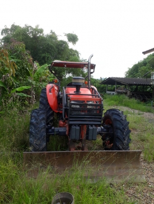 KUBOTA M9540 รถสวยๆ อุปกรณ์2ชิ้น 3000ชั่วโมง เล่มทะเบียนพร้อม สภาพพร้อมใช้งาน ราคาต่อรองได้ สนใจติดต่อ 0872976734
