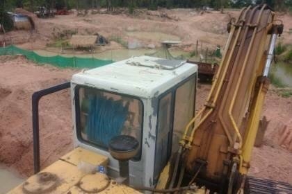 ขาย 485,000 บาท KOMATSU PC200-5 เครื่องดี ปั้มแรง โซ่หนา เอวแน่น ไฟฟ้าตัด พร้อมใช้งาน เอกสารอินวอยท์  รถอยู่ จ.ขอนแก่น โทร&amp;ไอดีไลน์ 0610710295