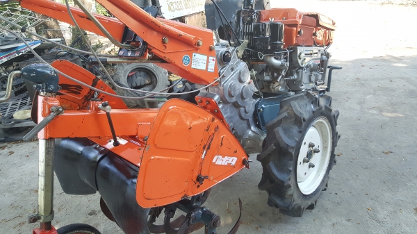 รถพรวนดิน 8 แรง โรตารีกว้าง 70 ซ.ม. ราคา 34500 บาท