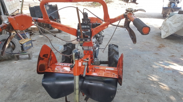 รถพรวนดิน 8 แรง โรตารีกว้าง 70 ซ.ม. ราคา 34500 บาท