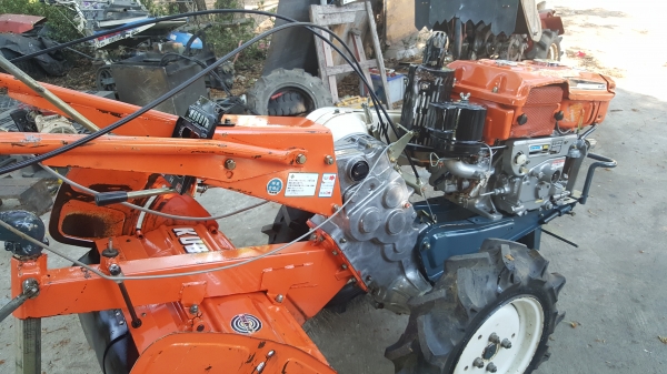 รถพรวนดิน 8 แรง โรตารีกว้าง 70 ซ.ม. ราคา 34500 บาท