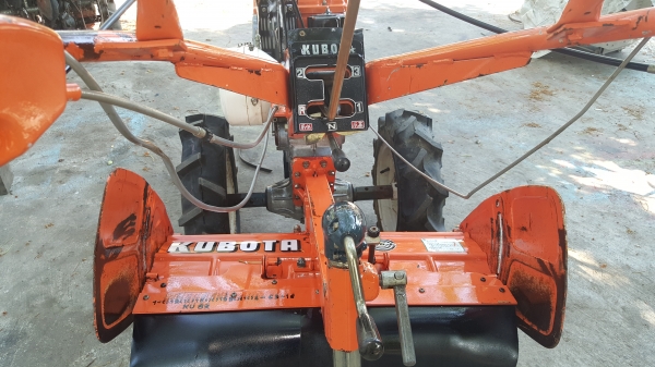 รถพรวนดิน 8 แรง โรตารีกว้าง 70 ซ.ม. ราคา 34500 บาท