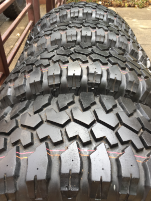 ยาง Mud Maxxis 32 11.5 R15 ดอกเต็ม ไม่มีปะ ราคาไม่แพง