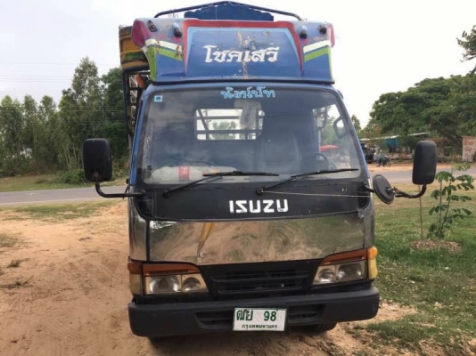ISUZU NKR57L ราคา 255,000 บาท เครื่อง 4BE1-110 แรง หัวบาง ยางดี คัสชีสวย กระบะยาว 4.2 เมตร พวงมาลัยเ ISUZU NKR57L ราคา 255,000 บาท เครื่อง 4BE1-110 แรง หัวบาง ยางดี คัสชีสวย กระบะยาว 4.2 เมตร พวงมาลัยเ