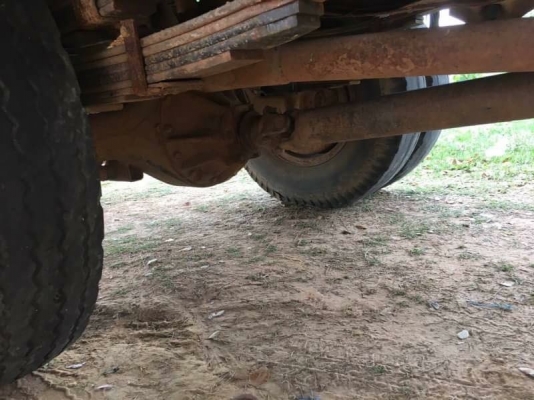 ISUZU NKR57L ราคา 255,000 บาท เครื่อง 4BE1-110 แรง หัวบาง ยางดี คัสชีสวย กระบะยาว 4.2 เมตร พวงมาลัยเ