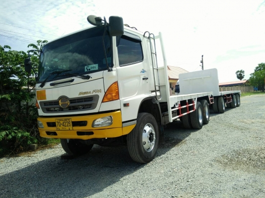 ขาย HINO MEGA FM2P 320  แรงม้า  ปี 51 แม่ลูกพื้นเรียบสามเพลา เครื่องดี เกียร์ดี สภาพสวย พร้อมใชงาน พร้อมแยกขายแม่ลูก เอกสารพร้อมโอน สนใจโทรมาคุยได้ค่ะ 083-9628875 , 082-1698998