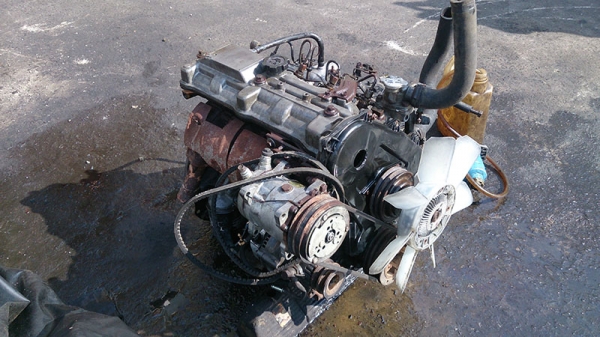 ขายเครื่องยนต์ดีเซล Toyota 2L