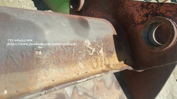 BUCKET บุ๊งกี๋ตักหิน ,ตักทราย สำหรับรถขุดไซค์200 ,220 /สลัก 80 มิล/ แบบธรรมดา  / ปากกว้าง : 1 เมตร 45 เซนติเมตร / ราคาเพียง(ใบละ) 18,000 บาท สนใจรีบติดต่อ 0819337688