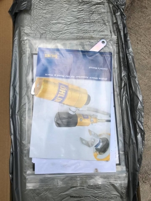 ขายโช๊คโอลิน สภาพดี น้องๆของใหม่เลย. ใส่ขี่2ทริปสั้นๆ. ขายรถไปเอา140g เลยถอดขายครับ. กล่อง คู่มือ ตัวปรับครับ. ของใหม่ 9900บาท.  ขอขาย6500บาท. ใส่แล้วขี่ดีมากครับ. ปรับได้หลายระดับ.