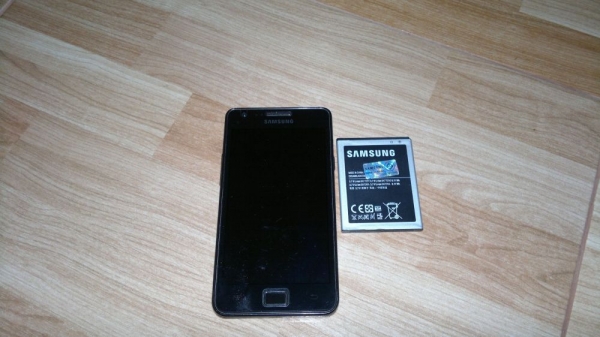 ขายถูก แบต Samsung S2 สภาพสวย ไม่เสื่อม ขายถูก แบต Samsung S2 สภาพสวย ไม่เสื่อม