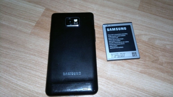 ขายถูก แบต Samsung S2 สภาพสวย ไม่เสื่อม ขายถูก แบต Samsung S2 สภาพสวย ไม่เสื่อม