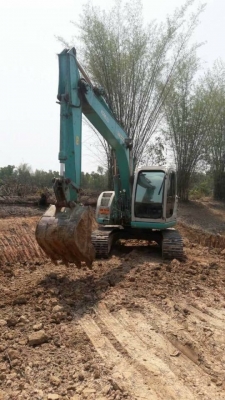 เก่านอก 1 ปี 875,000 KOBELCO SK135SR เครื่องดี ปั้มแรง โช่หนา เอวแน่น ไฟฟ้าครบ เอกสารอินวอยท์  รถอยู่ จ.ร้อยเอ็ด โทร 098-1862844 อ๊อฟ 101 ไอดีไลน์ ja5657