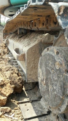 เก่านอก 1 ปี 875,000 KOBELCO SK135SR เครื่องดี ปั้มแรง โช่หนา เอวแน่น ไฟฟ้าครบ เอกสารอินวอยท์  รถอยู่ จ.ร้อยเอ็ด โทร 098-1862844 อ๊อฟ 101 ไอดีไลน์ ja5657