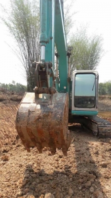 เก่านอก 1 ปี 875,000 KOBELCO SK135SR เครื่องดี ปั้มแรง โช่หนา เอวแน่น ไฟฟ้าครบ เอกสารอินวอยท์  รถอยู่ จ.ร้อยเอ็ด โทร 098-1862844 อ๊อฟ 101 ไอดีไลน์ ja5657